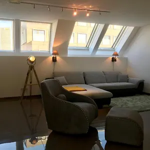 The Barts - Self Check-in , Viena Austria